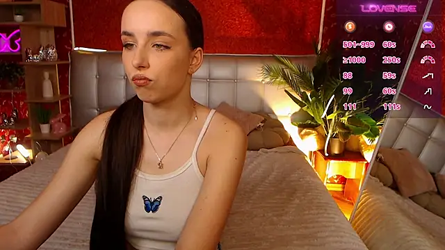 AuroraAksnesss online show from March 2025 08:29:02 AM