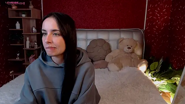 AuroraAksnesss online show from September 2025 02:49:02 AM