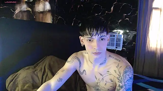 Apolo Hidalgo01 online show from June 2026 09:39:01 PM
