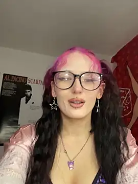 Snapshot of badgirllilli chatting on September 2025 09:52:02 PM badgirllilli online show from September 2025 09:52:02 PM