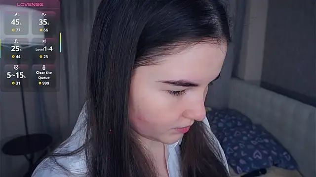 Snapshot of CathrynDail chatting on November 2025 06:12:01 AM CathrynDail online show from November 2025 06:12:01 AM