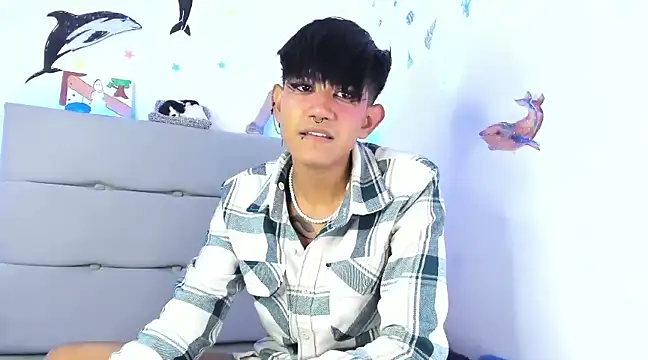 andrew uwu  online show from December 2024 04:20:01 AM