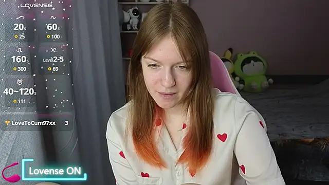 Snapshot of CassieJuice69 chatting on February 2025 09:48:02 PM CassieJuice69 online show from February 2025 09:48:02 PM