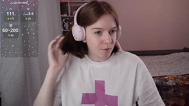 Snapshot of CassieJuice69 chatting on November 2025 05:24:01 PM CassieJuice69 online show from November 2025 05:24:01 PM