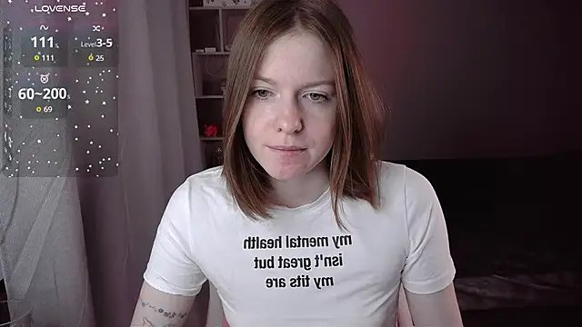 Snapshot of CassieJuice69 chatting on February 2026 04:05:02 AM CassieJuice69 online show from February 2026 04:05:02 AM