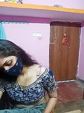 Snapshot of Cute-Simmi chatting on December 2024 06:31:02 AM Cute-Simmi online show from December 2024 06:31:02 AM