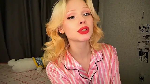 lisa barbie online show from January 2025 04:33:02 PM