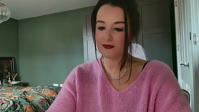 flatwhite0 online show from December 2024 10:54:01 AM