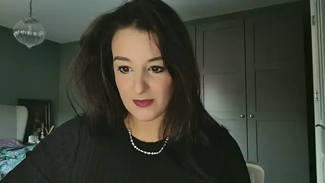 flatwhite0 online show from December 2024 09:32:02 AM