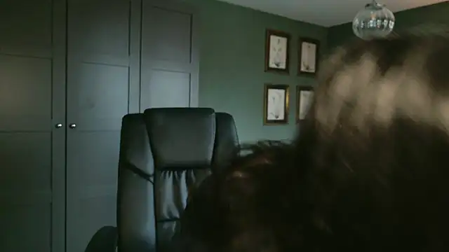 flatwhite0 online show from January 2026 09:34:02 AM