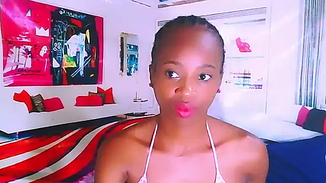 Snapshot of EbonyCreamy69 chatting on January 2025 11:00:02 AM EbonyCreamy69 online show from January 2025 11:00:02 AM