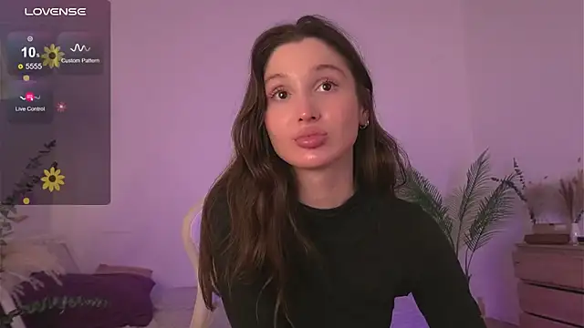 Snapshot of tender_babyy chatting on November 2025 12:38:02 PM tender babyy online show from November 2025 12:38:02 PM