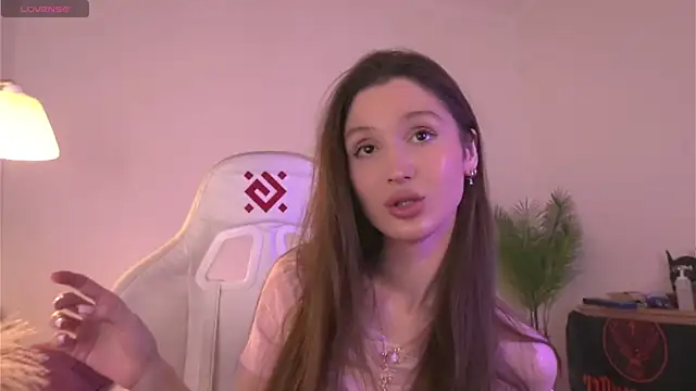 Snapshot of tender_babyy chatting on December 2025 11:26:02 AM tender babyy online show from December 2025 11:26:02 AM