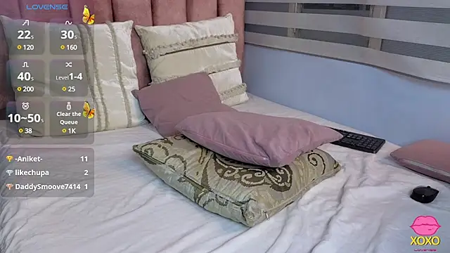 lou rosse  online show from February 2025 11:02:01 PM