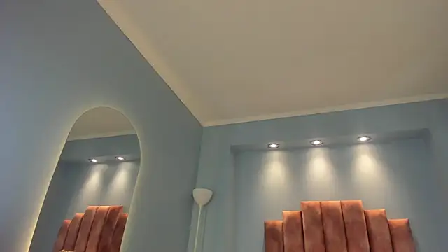 lou rosse  online show from November 2025 09:35:02 PM