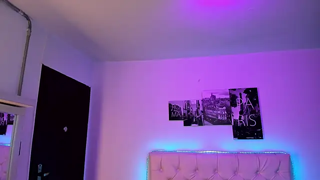 Amy Kiitty  online show from April 2026 01:01:01 PM