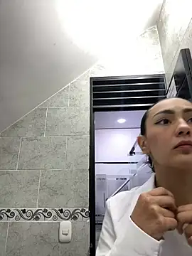 Amy Kiitty  online show from April 2026 01:16:01 PM