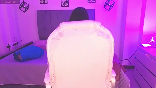 Amy Kiitty  online show from May 2026 02:03:02 PM