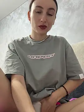 viviandaimond1 online show from November 2025 05:47:02 PM