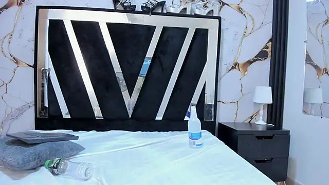 KarinaSimonz online show from February 2026 08:05:02 PM