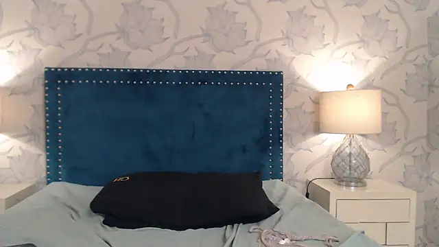 Snapshot of Aleja_gh1 chatting on February 2025 01:55:02 AM Aleja gh1 online show from February 2025 01:55:02 AM