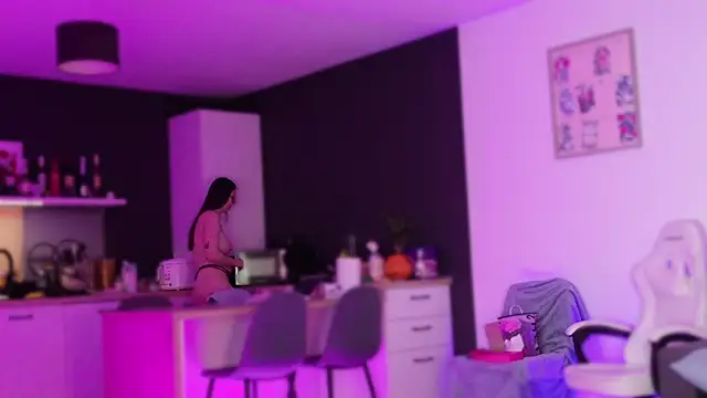 Lorennameliyy online show from December 2025 05:25:02 AM