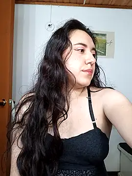 Emi chik online show from February 2026 11:26:02 AM