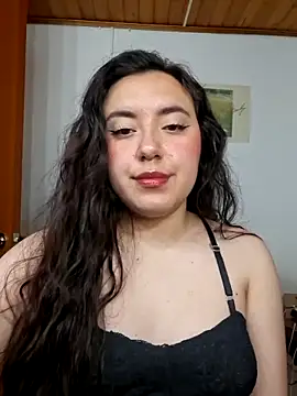 Emi chik online show from June 2026 05:03:02 AM