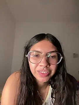 Snapshot of Argentiiniita chatting on December 2024 01:37:01 AM Argentiiniita online show from December 2024 01:37:01 AM