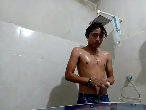 Snapshot of ruygw chatting on December 2024 12:30:01 AM ruygw online show from December 2024 12:30:01 AM