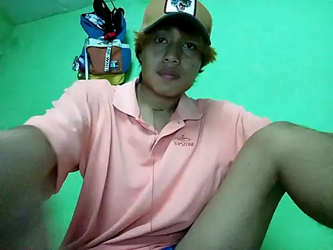 Snapshot of ruygw chatting on December 2024 08:52:01 AM ruygw online show from December 2024 08:52:01 AM