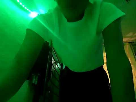 Snapshot of ruygw chatting on February 2025 01:46:02 AM ruygw online show from February 2025 01:46:02 AM