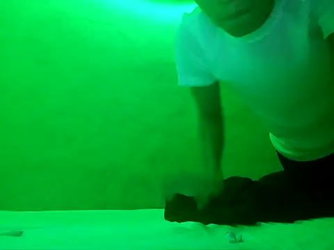 Snapshot of ruygw chatting on February 2025 08:17:01 AM ruygw online show from February 2025 08:17:01 AM