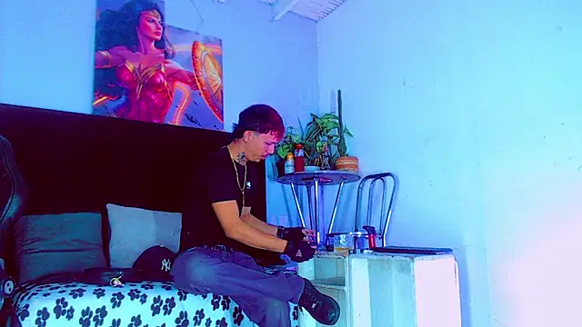 HannibalLester online show from November 2025 03:51:01 AM