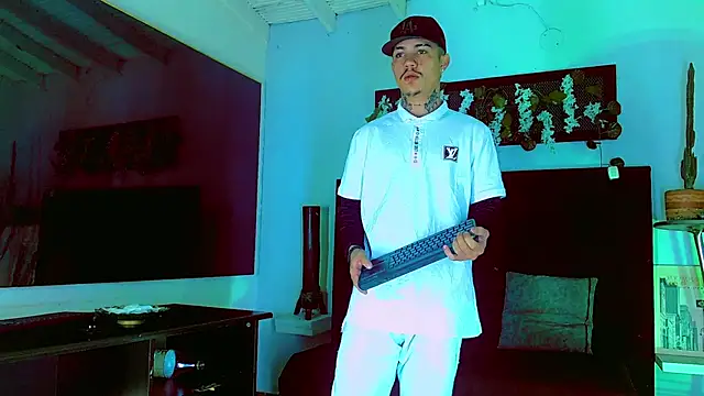 HannibalLester online show from March 2026 02:28:01 AM