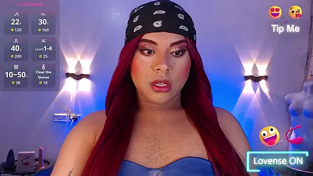 Snapshot of Emili_Roux chatting on November 2025 12:20:01 PM Emili Roux online show from November 2025 12:20:01 PM