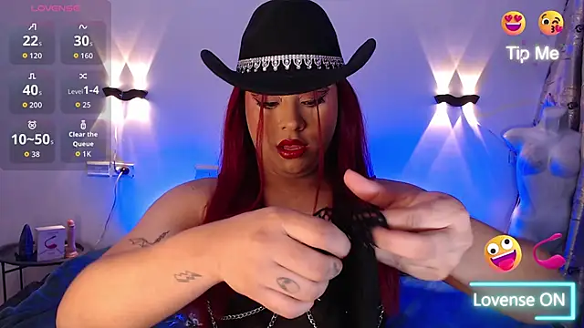 Snapshot of Emili_Roux chatting on November 2025 12:05:02 PM Emili Roux online show from November 2025 12:05:02 PM