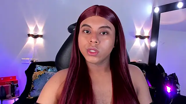 Snapshot of Emili_Roux chatting on April 2026 09:34:02 AM Emili Roux online show from April 2026 09:34:02 AM