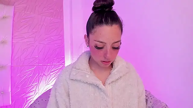 sadashi moon  online show from March 2025 01:35:02 AM