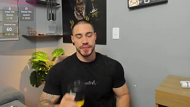 Giorgio-Leone online show from October 2025 01:03:02 AM