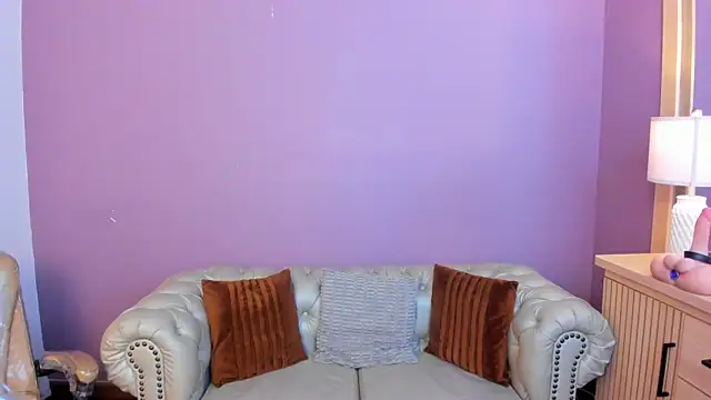 nathalie rossel online show from April 2026 01:05:02 PM