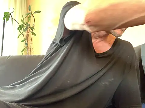 Bula94193 online show from February 2026 12:04:01 PM