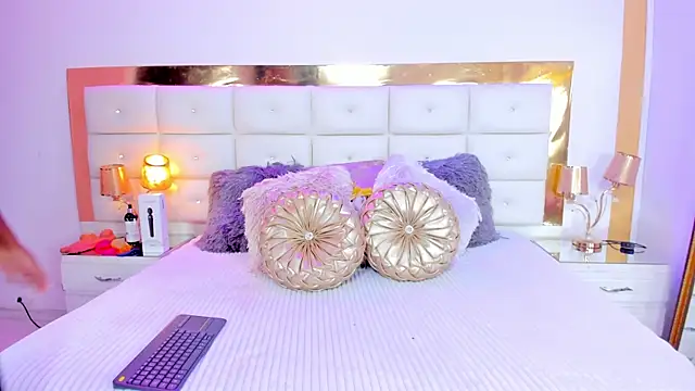 evangelin ts online show from March 2025 08:00:02 PM