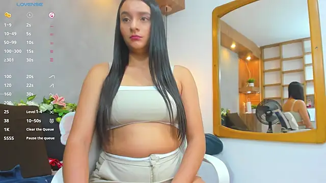 Snapshot of Hannah_williams1 chatting on January 2025 05:29:02 AM Hannah williams1 online show from January 2025 05:29:02 AM