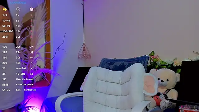 Snapshot of Hannah_williams1 chatting on January 2025 02:49:02 AM Hannah williams1 online show from January 2025 02:49:02 AM