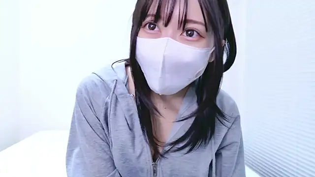 Yurie  online show from September 2025 02:17:01 PM