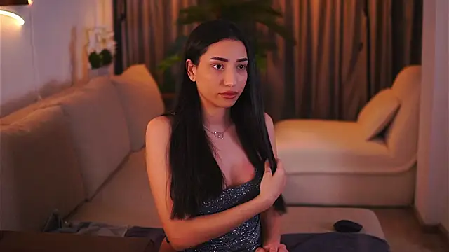 Snapshot of GinaValentinna chatting on February 2025 11:04:02 PM GinaValentinna online show from February 2025 11:04:02 PM