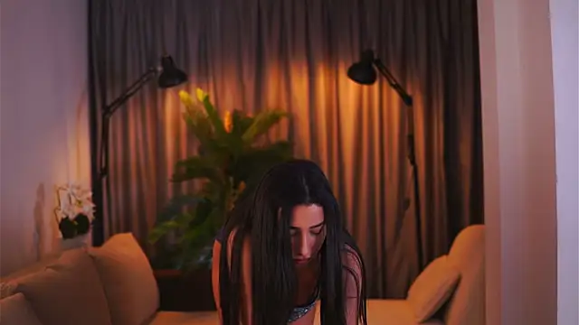 Snapshot of GinaValentinna chatting on February 2025 02:07:02 AM GinaValentinna online show from February 2025 02:07:02 AM