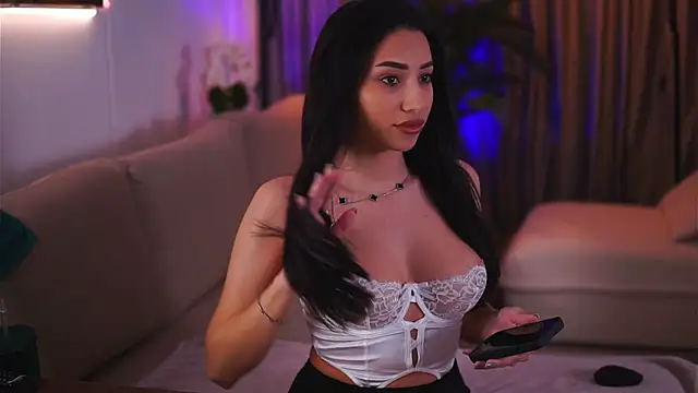 Snapshot of GinaValentinna chatting on March 2025 07:59:02 PM GinaValentinna online show from March 2025 07:59:02 PM