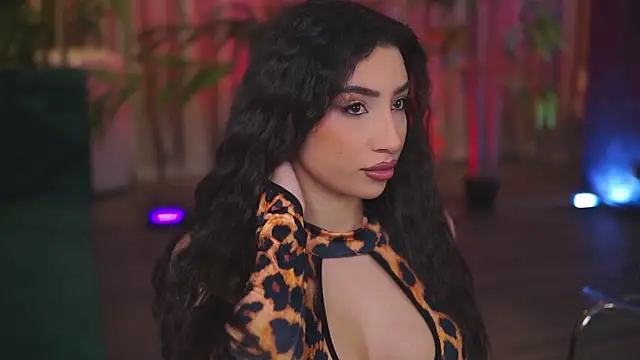 Snapshot of GinaValentinna chatting on January 2026 07:50:02 PM GinaValentinna online show from January 2026 07:50:02 PM